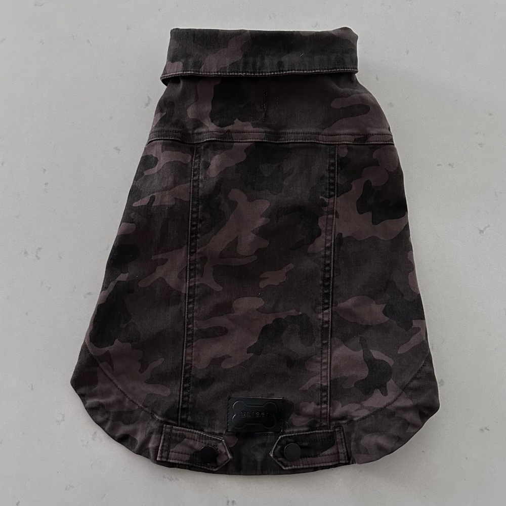 NWOT DL1961 FIDO DOG JACKET IN CAMO NWOT